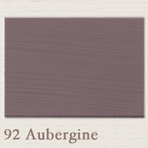 92 Aubergine Painting the Past verf